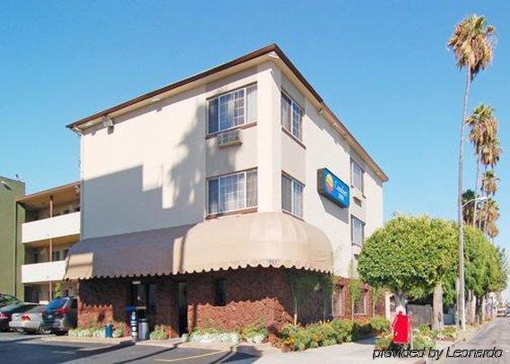 Dusk Hotel Hollywood Los Angeles Exterior photo